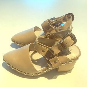 Tan clogs